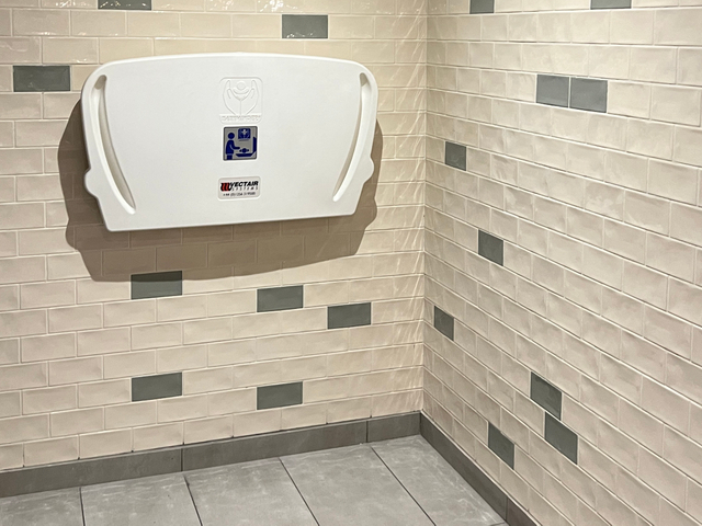 белая плитка из метро Backsplash