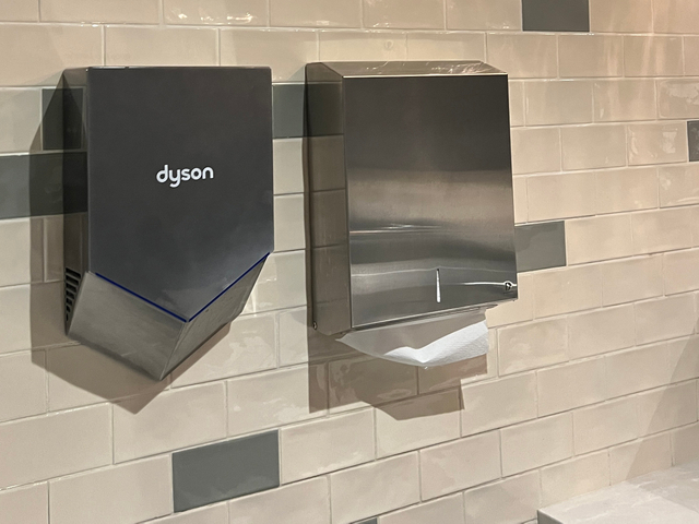 Белая плитка метро