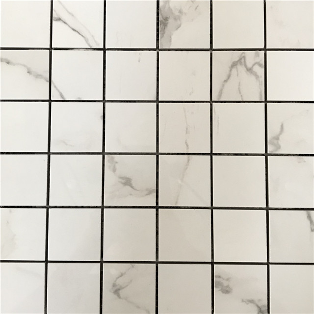 Фарфоровая мозаичная плитка для душа