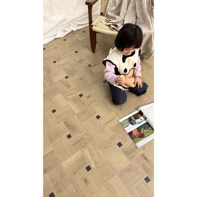 Керамическая напольная плитка под дерево-GY01