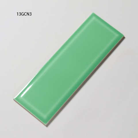 Плитка для фартука со скошенной кромкой 100x300
