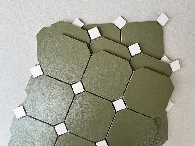 Изучение различных видов мозаичных плиток: стекло, керамика, камень и многое другое