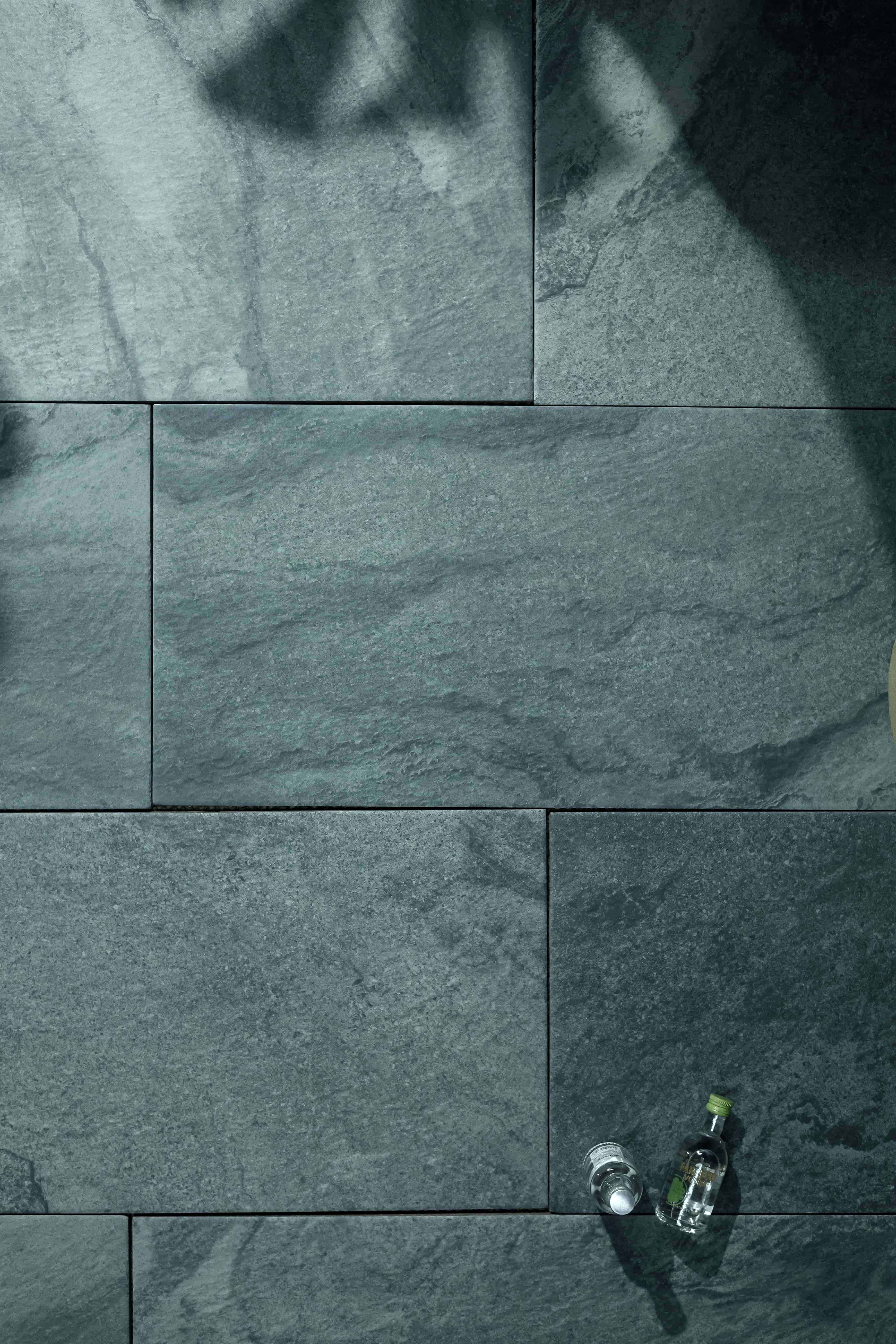 Зеленая плитка из камня Бали 300x600 мм