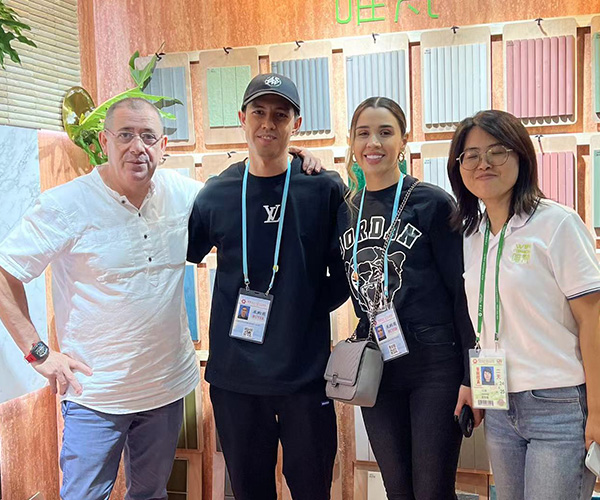 Wi-Fi-Ceramics-Showcases-Innovative-Momo-Series-Decorative-Tiles-At-The-The-The-Canton-Fair8