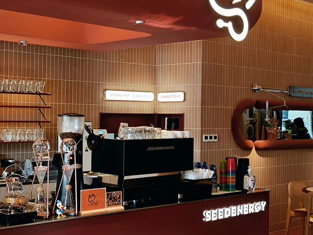 цепь-мильк-мая-шоп-ин-в-в-в-хонгкинг3 